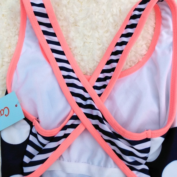 Cat & Jack NWT Swimsuit Girl One Piece SZ Med Plus - Picture 4 of 7